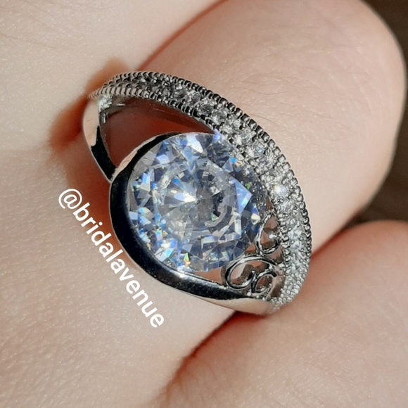 Silver Simulated Diamonds Ellipse Ring - Picture 5 of 6